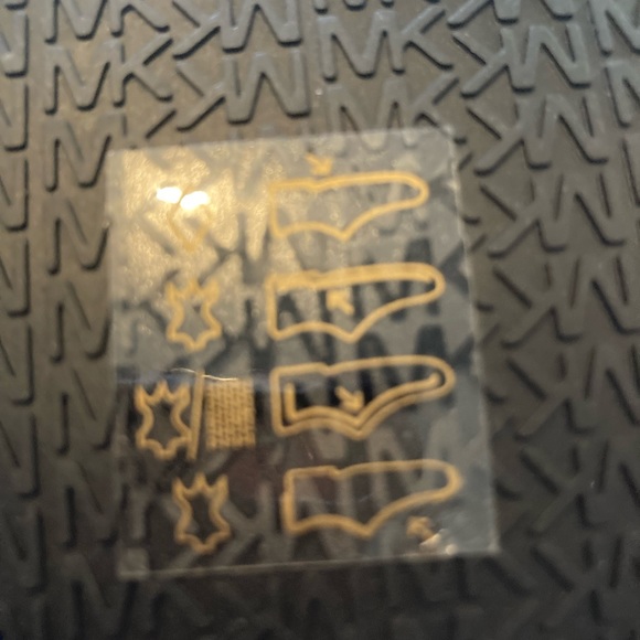 🆕MICHAEL KORS 7.5 blk leather boots w/sheep’s fur - Picture 6 of 12